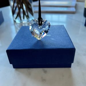 Swarovski heart choker